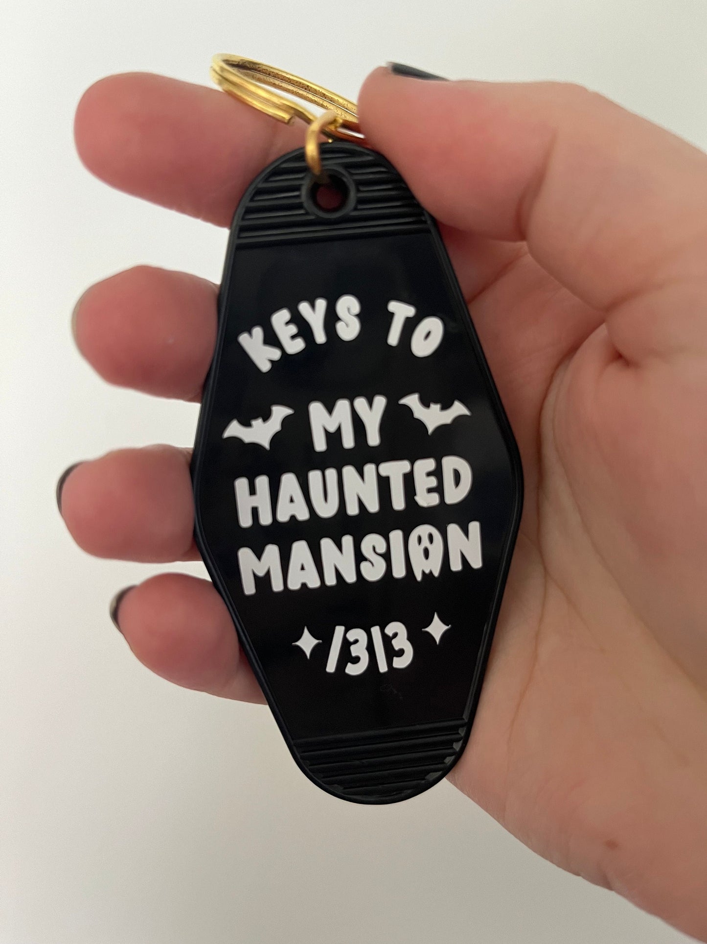 Keys to my haunted mansion motel keyring