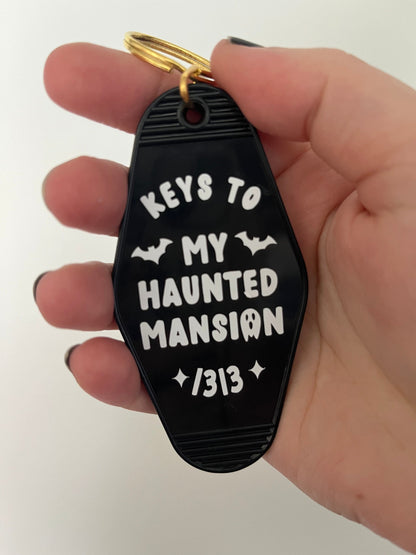 Keys to my haunted mansion motel keyring